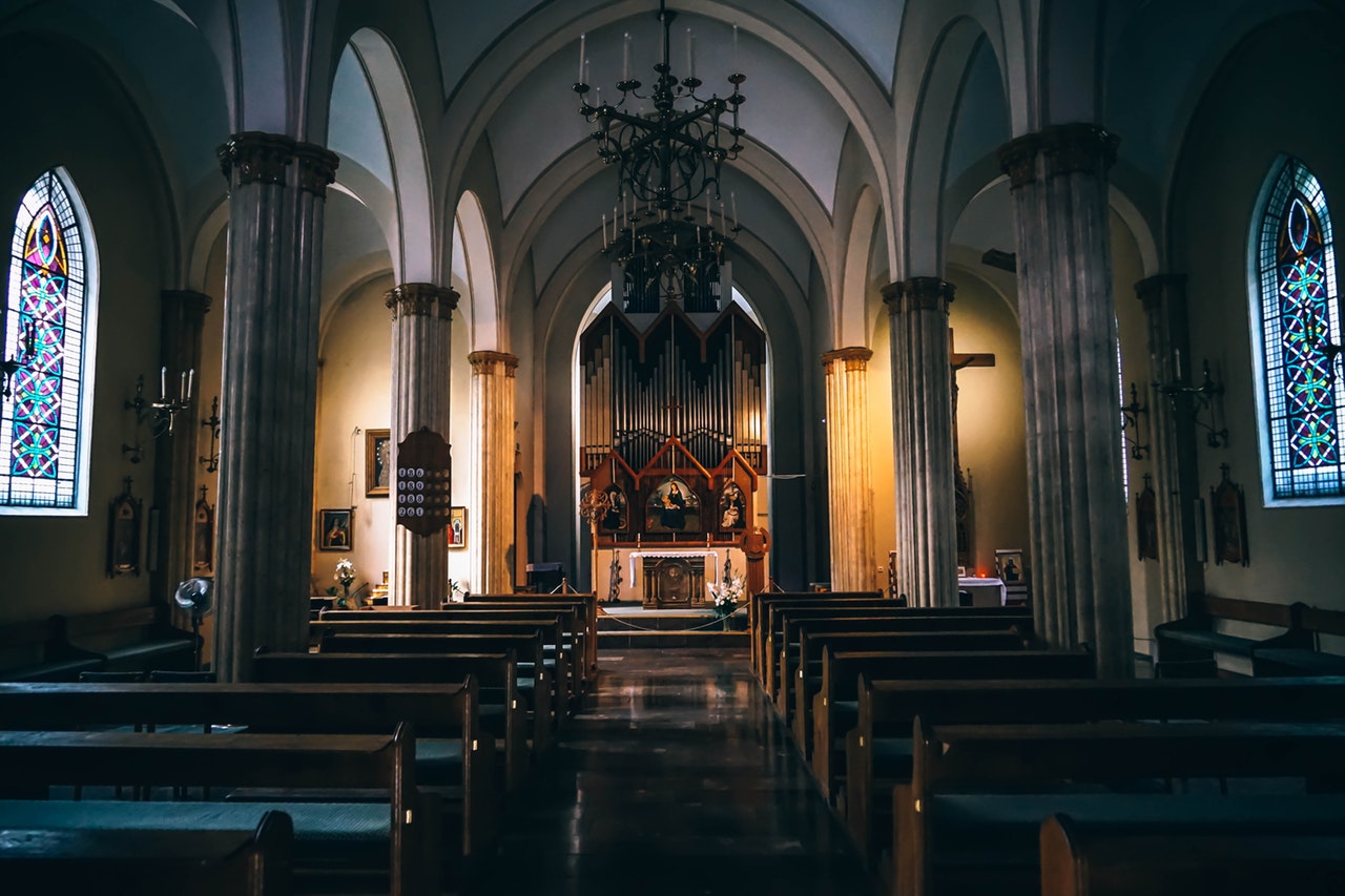 Klassisk kyrka i Sverige